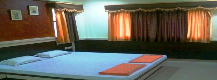 2460/Hotel Raj Palace - Neemuch 04.jpg